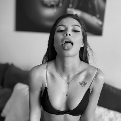 Emily (lilemily24) Header Photo Added 2024-09-04