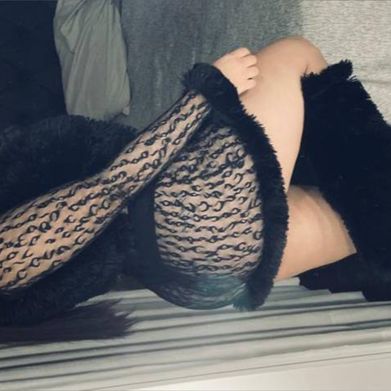 Ashley🐻 (ashleythickk05) Header Photo Added 2025-02-14