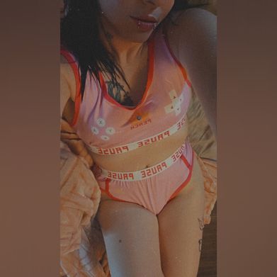 Kitten (wlittlekitten666) Header Photo Added 2025-07-02