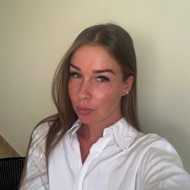 Madame Tablot 👩🏻‍🏫 (madametablot) Profile Photo Added 2025-09-14