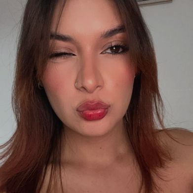 EmmaVelour (emma_velour) Profile Photo Added 2025-06-07