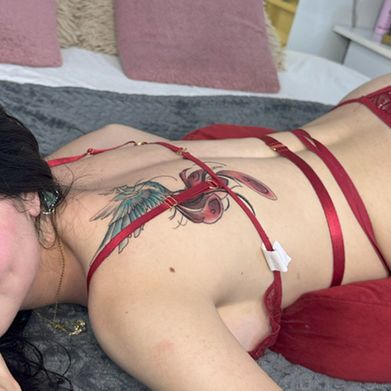 Karla (karladee) Header Photo Added 2025-09-17