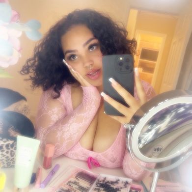 Cely Creamalot FREE PAGE 🍭 (celycreamalotfree) OnlyFans Profile Image