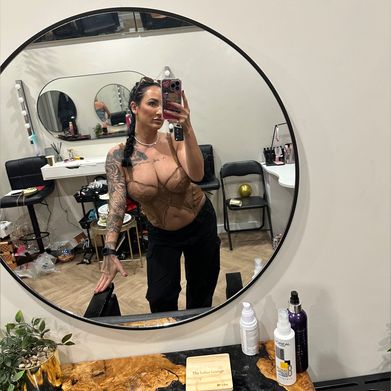 KJ ice 💦 (kjice92) Header Photo Added 2024-10-26