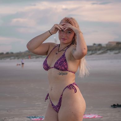 Thalia Lynn  🌼 NO PPV Added Photo on 2025-08-18