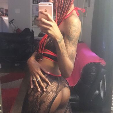 Bhampagne (bhampagnepopping) OnlyFans profile photo