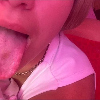 ★♡✦ Maddie  ★♡✦ Added Photo on 2025-03-28