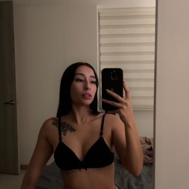 Raffaela 👸🏻 (rvrm28) Profile Photo Added 2024-12-11