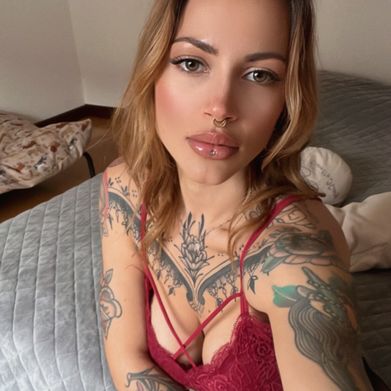 Alice 💓💎 (alicecattaneo) Profile Photo Added 2025-04-05