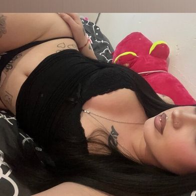 LA NENA 🩷 (lanenaof) Header Photo Added 2025-10-24