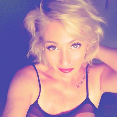 Sweet &amp; Scandalous (alessabeeme) Profile Photo Added 2025-08-17