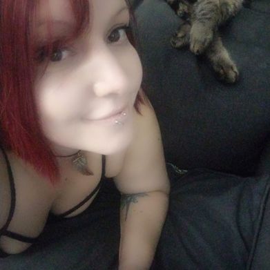 Christina two cakes (stinaerotic) Header Photo Added 2024-10-15