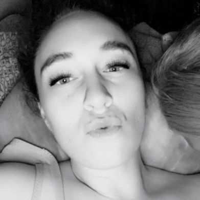 Ball Bust Girl (ball_bust_girl) Profile Photo Added 2025-07-18