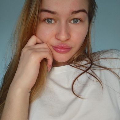 OliviaPreview (oliviamiller_preview) Profile Photo Added 2025-12-12