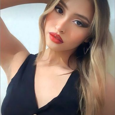 Lenna White (lennawhite) Profile Photo Added 2024-08-21