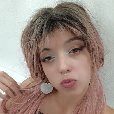 OnlyFans Model Lilly Malá (lily_mala) Profile Image