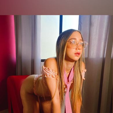 Luu Mendez🧸 (lu_mendezof) Header Photo Added 2024-05-23