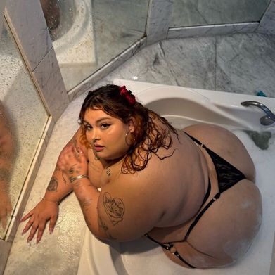 Cami Caramel Latina 🥰 (ssbbw_cami) Profile Photo Added 2025-11-18