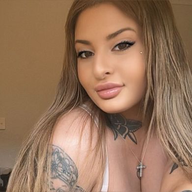 Maddison May (maddisonxmay) Profile Photo Added 2025-10-10