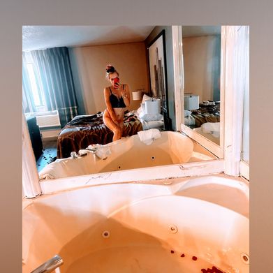 shelby holes 💦🥵 (shelbybaby01) Header Photo Added 2024-09-13