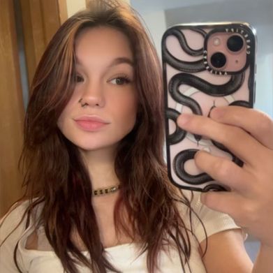 Mika ✨🍒 (midniteluvv) Profile Photo Added 2025-04-02