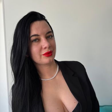 Nola Sinclair (nolasinclair) OnlyFans Profile Image