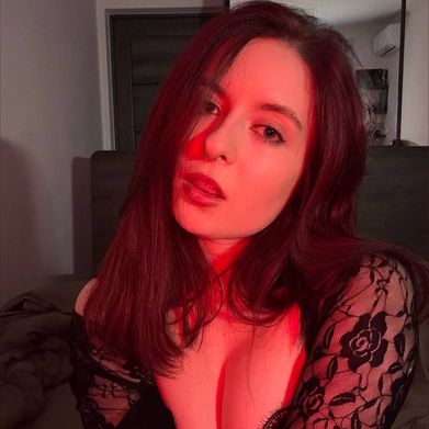 Pipper Cherry🍒 (pippercherry) Profile Photo Added 2025-02-14