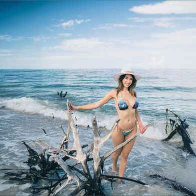 Ava LeBlanc (avaleblanc) Header Photo Added 2025-01-30