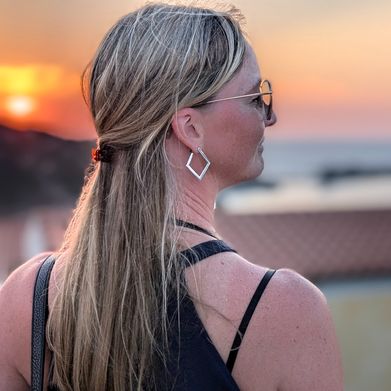 Emily Wagner💕 (emily_loves_nylons) Profile Photo Added 2025-03-29