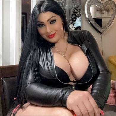 NATALIA LAZARONY (natalialazaronyhouston) Profile Photo Added 2025-02-11