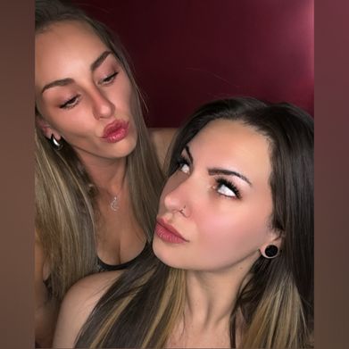 The Foxxies (the.foxxies) OnlyFans Profile Image