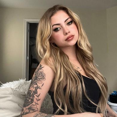 OnlyFans Model Sweet Layla 💦 (laylathegoddess19xo) Profile Image