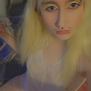 jinx (crazedwondrland) Header Photo Added 2025-09-07