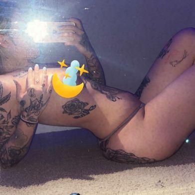 Sissiibaabyy (tattedbaabyy) Header Photo Added 2024-09-25