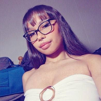 OnlyFans Model ᴀ ʀ ɪ ᴀ (urrfavvari) Profile Image