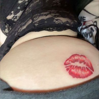 Emy (knifegirlemy) Profile Photo Added 2025-08-18