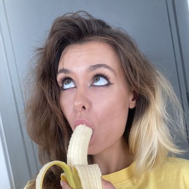 Emilia 🍌 (emiliabraun) Profile Photo Added 2025-02-04