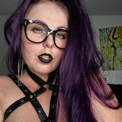 OnlyFans Model HazeyyDazeyy (hazeyydazeyy) Profile Image