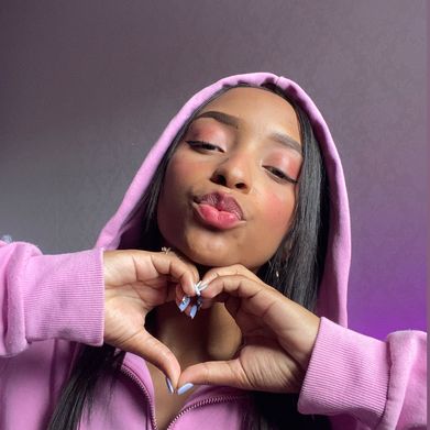 Destiny🍉🍫❣️ Added Photo on 2024-11-09