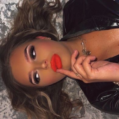 Eliza Harmony (elizaharmonyx) Header Photo Added 2025-11-05