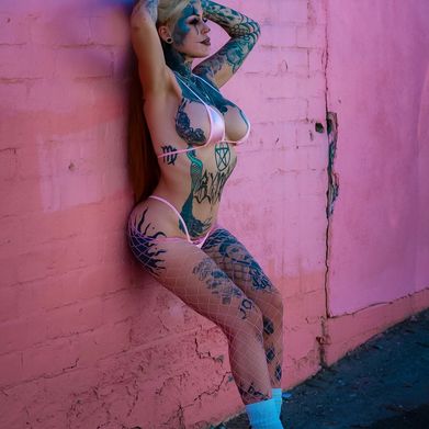 Raven Wxxd (gutterwife) Profile Photo Added 2025-10-10