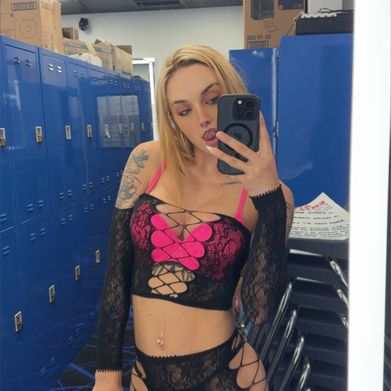 Savannah Von Wylde VIP (savannahvonwyldevip) Profile Photo Added 2025-05-20