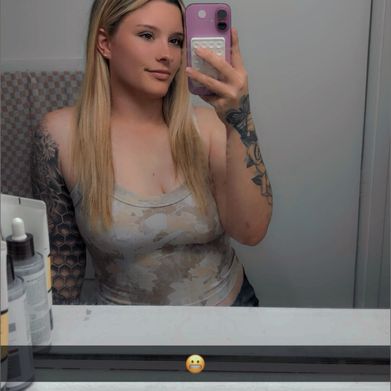 Nicole (xoxohotmama01) Profile Photo Added 2025-09-26