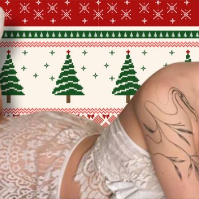 Katty 🌸 (katalina.mini) Header Photo Added 2025-12-23