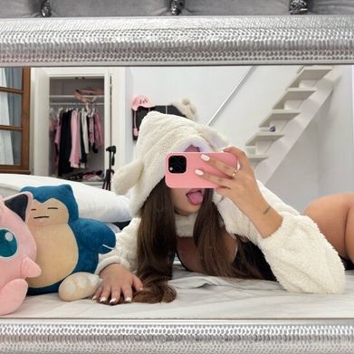 Lauritaa 🧸 (lauramerliin) Header Photo Added 2025-12-16