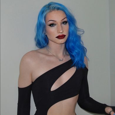 vylyria♡ (vylyriasvault) Profile Photo Added 2025-03-11