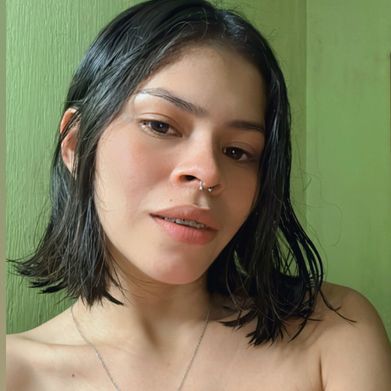 Deby peach (debycano) Profile Photo Added 2025-04-16