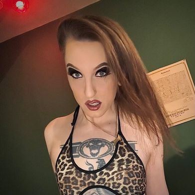 OnlyFans Model TS Stephanie May 🖤 (holymothermay) Profile Image