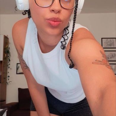 Lizz Amane (lizz_amane) Profile Photo Added 2025-08-25