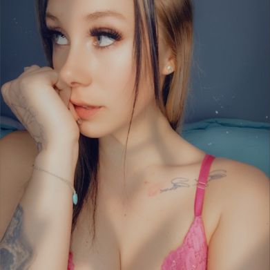 Mercedes Babe (mercedesbabe2) Profile Photo Added 2025-04-02